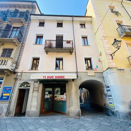 Casa Dolce Casa Appartement Aosta Buitenkant foto